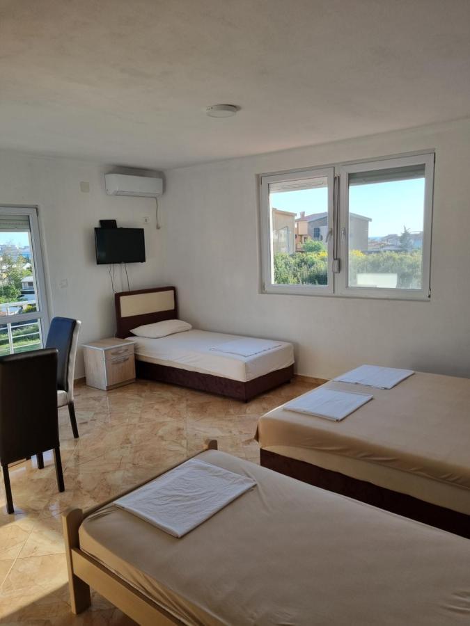 Apartmani Ani Bar Bagian luar foto