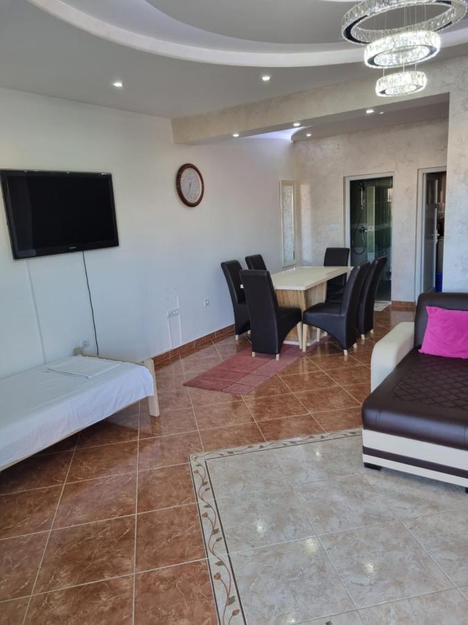 Apartmani Ani Bar Bagian luar foto