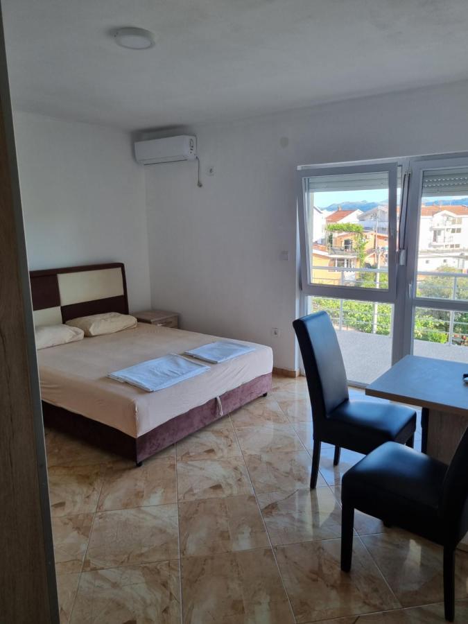 Apartmani Ani Bar Bagian luar foto