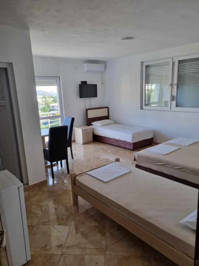 Apartmani Ani Bar Bagian luar foto