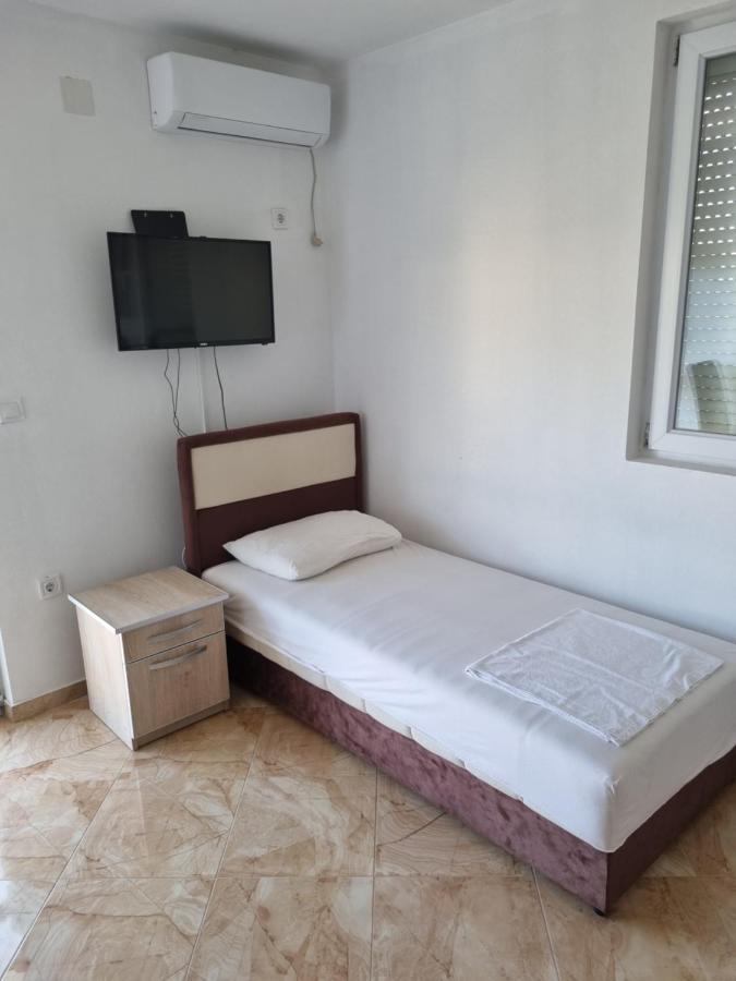 Apartmani Ani Bar Bagian luar foto