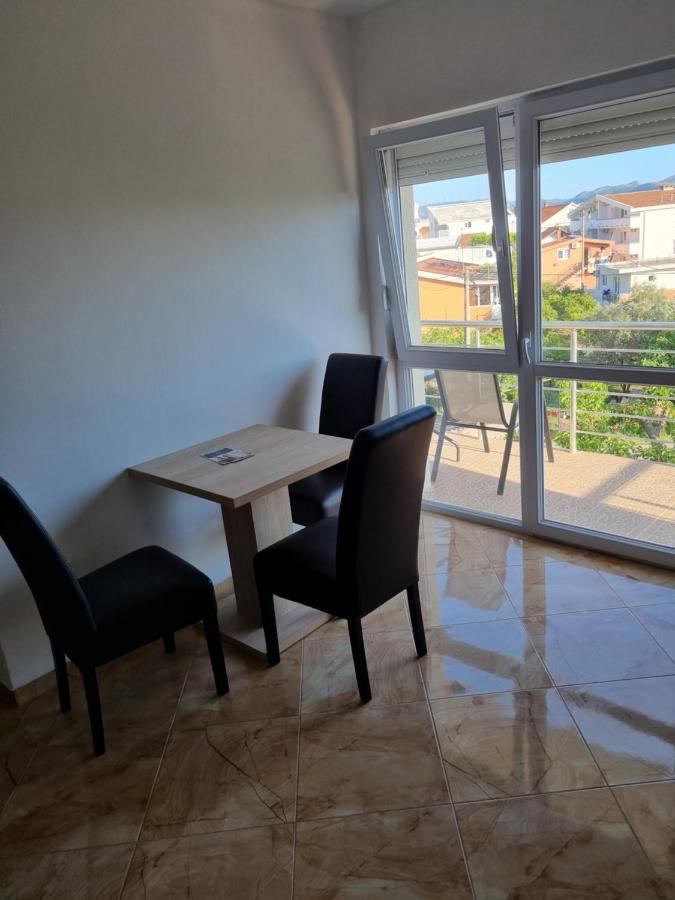 Apartmani Ani Bar Bagian luar foto