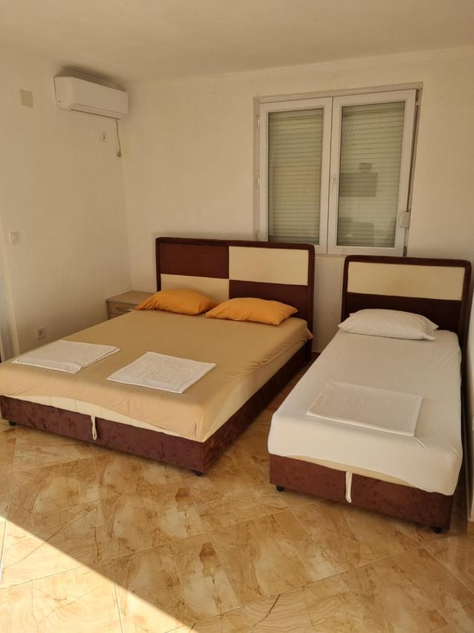 Apartmani Ani Bar Bagian luar foto