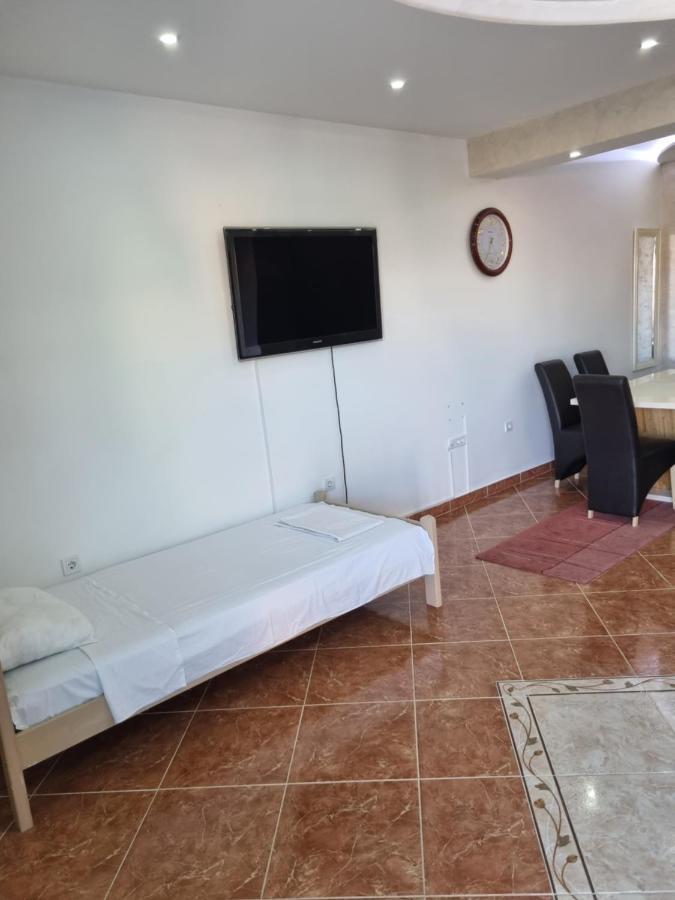 Apartmani Ani Bar Bagian luar foto