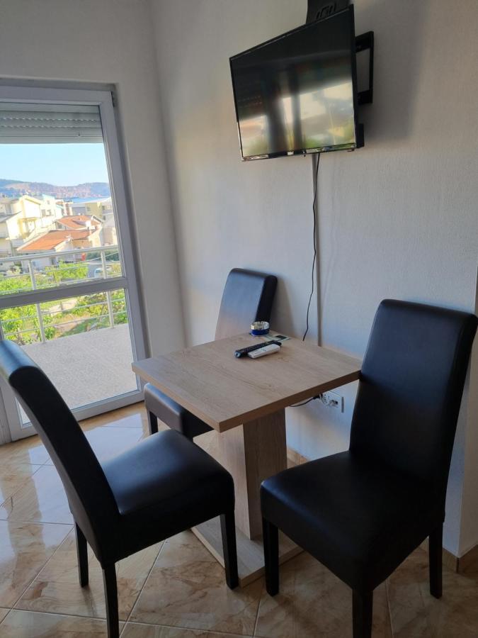 Apartmani Ani Bar Bagian luar foto