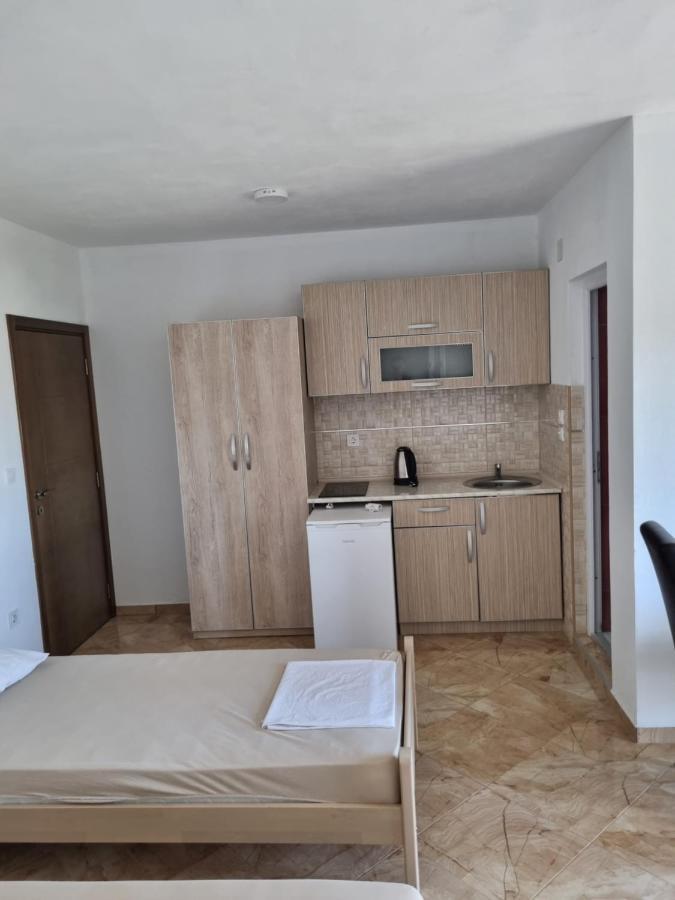 Apartmani Ani Bar Bagian luar foto